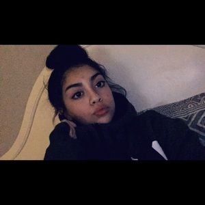 Meet your Posher, Natalie